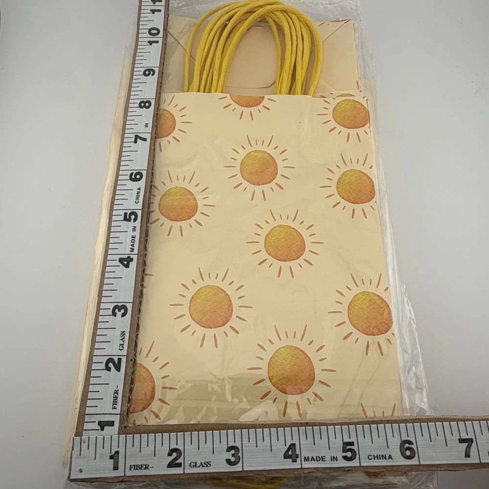 12 Pack of Decorative Yellow Sun Pattern Gift Bags and Tissue Paper